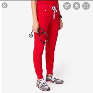 ISO: FIGS RED ZAMORA JOGGERS LARGE PETITE